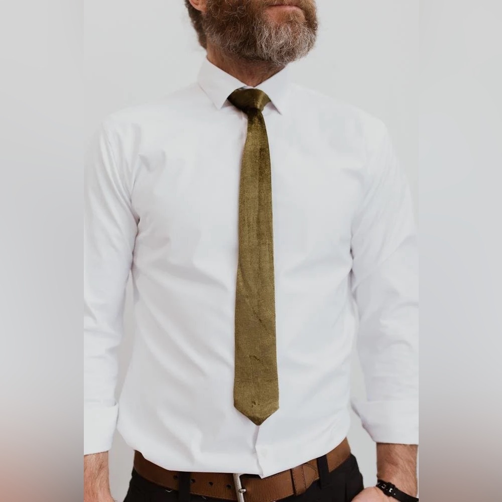 NWT Baltic Born Classic Velvet Tie - Olive
